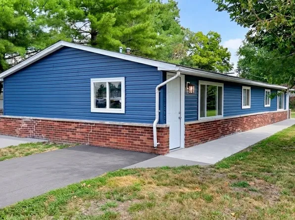 209 Roxana Ave #B, South Roxana, IL 62087