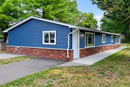 209 Roxana Ave #B Photo 1 209 Roxana Ave #B Photo 1