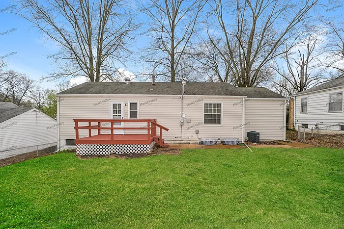 1213 Addison Dr — Photo 12