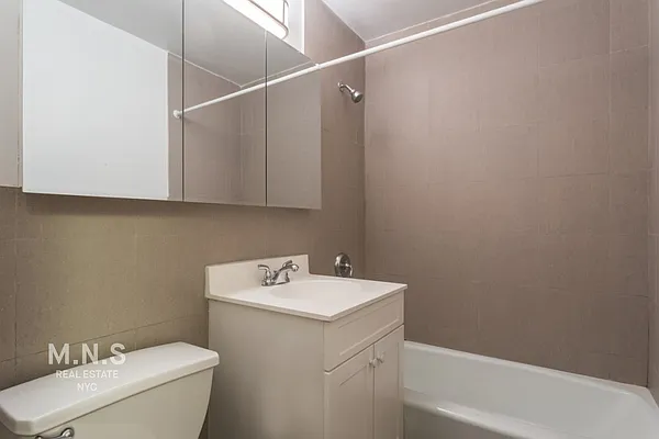 Rented by MNS | media 14