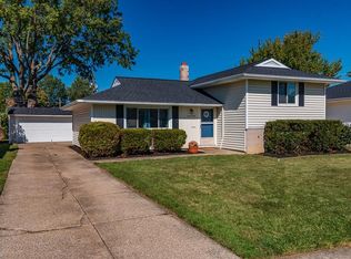 30209 Arnold Rd, Willowick, OH 44095