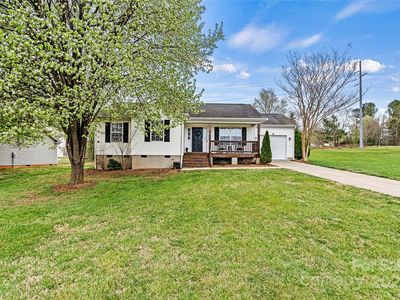 301 N 4th Ave, Maiden, NC, 28650