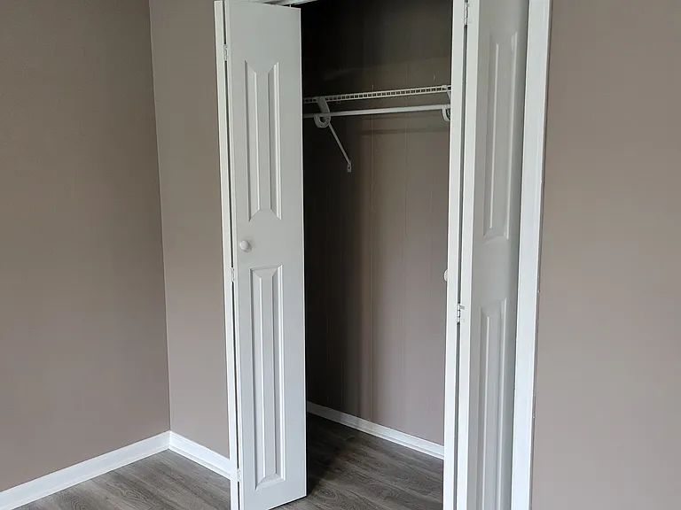15 Somerset St #2 — Photo 10
