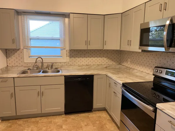 10 W Beale Ave, Enola, PA 17025