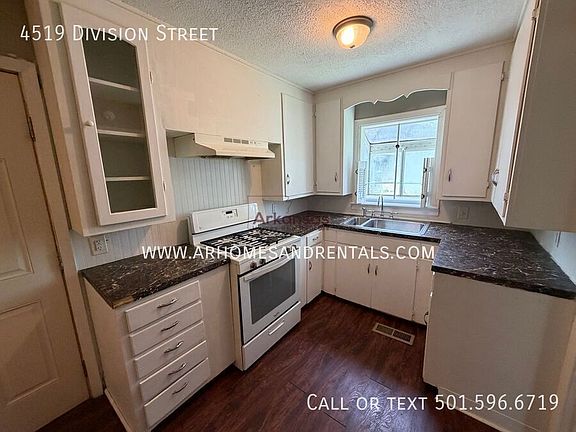 5th image of 4519 Division St