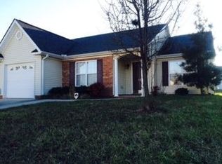 2 A Bluestem Ct, Greensboro, NC 27405