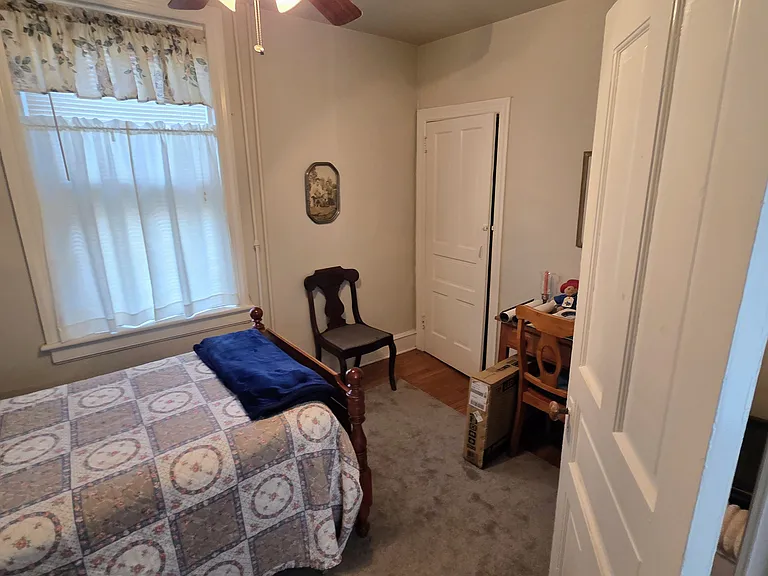 600 Delaware St #1 — Photo 16