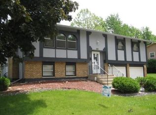 4261 189th St, Country Club Hills, IL