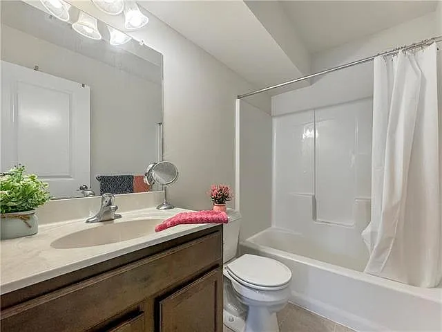 1541 Greystone Pl — Photo 22