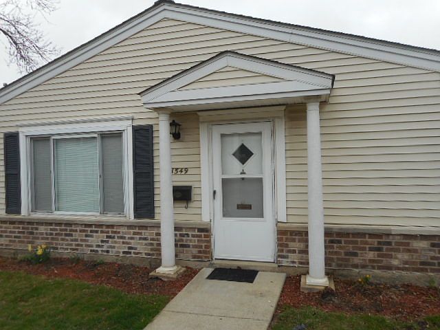 1st image of 1549 Cove Dr #192-A