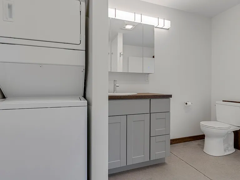 374 Wooden Spur Dr — Photo 3