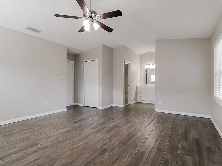 5437 Wauchula Ct — Photo 9