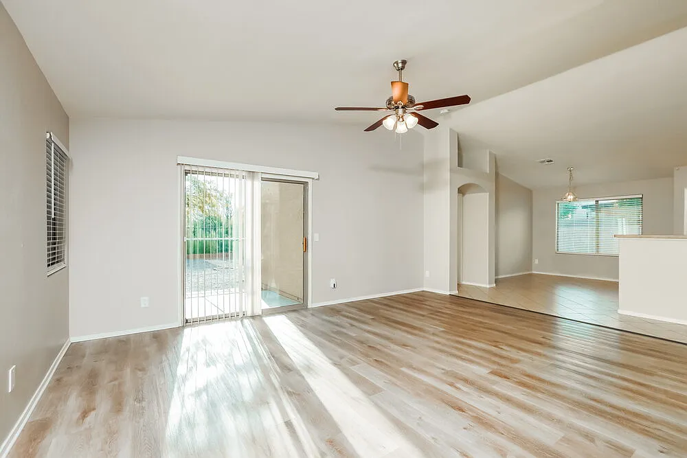 4 bed, 2.0 bath, 1539 sqft, $1,855 — Photo 4
