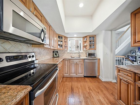 5th image of 78 Hidden Ridge Drive