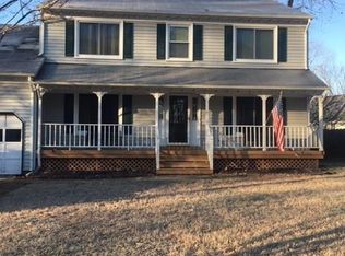 848 Saddleback Trail Rd, Chesapeake, VA 23322