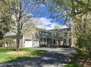 16 Wells St, Deerfield, MA 01342