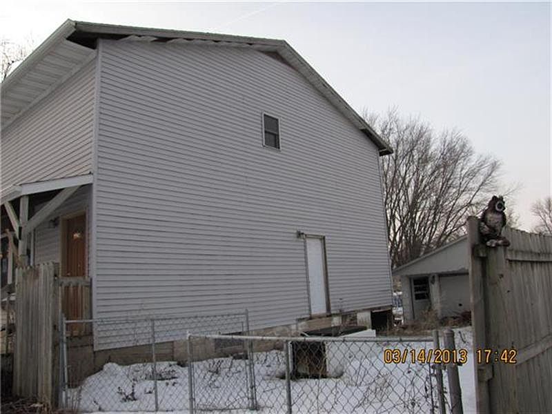2nd image of 4151 Wells Ave