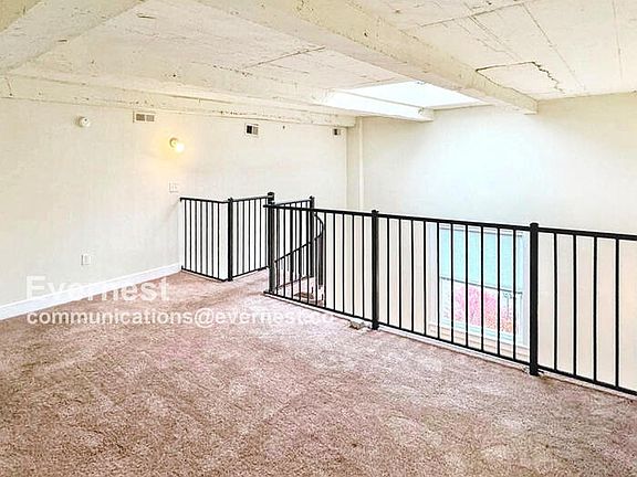 5th image of 525 E Grace St APT 404