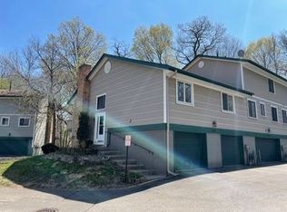 15655 27th Ave N, Plymouth, MN 55447