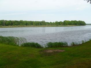 W440 Riverview Dr, Montello, WI 53949