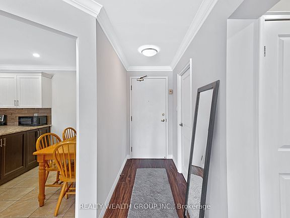5th image of 155 Main St N #221
