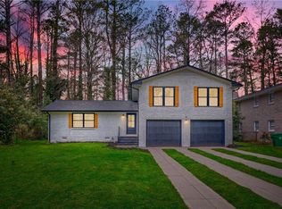 3045 Weslock Cir, Decatur, GA 30034