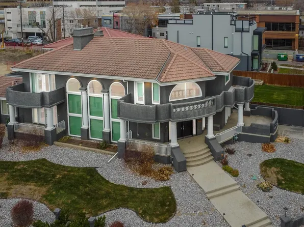 12428 103rd Ave NW, Edmonton, AB T5N 0R3