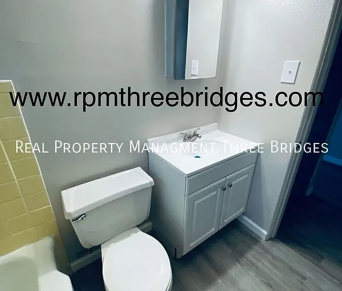 28 Redwood Dr — Photo 13