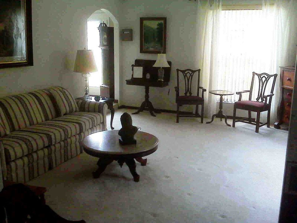 2nd image of 4 Old Trl