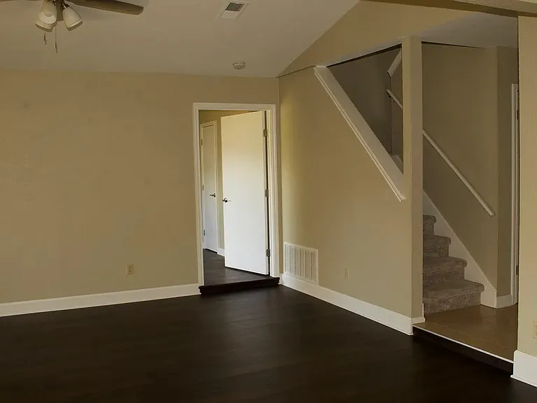 2503 Monarch Dr — Photo 12