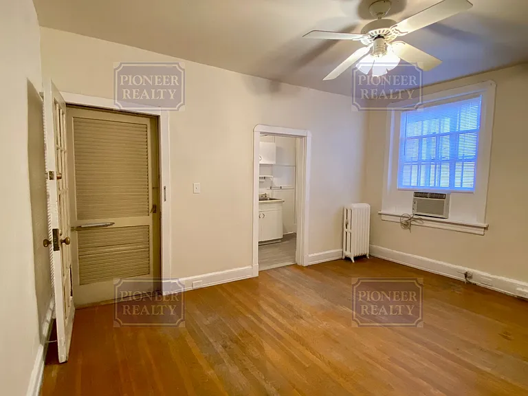 3110 Kensington Ave — Photo 11
