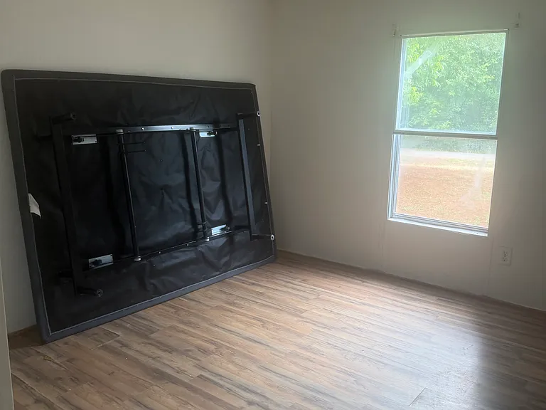 1160 Justin J Dr — Photo 8
