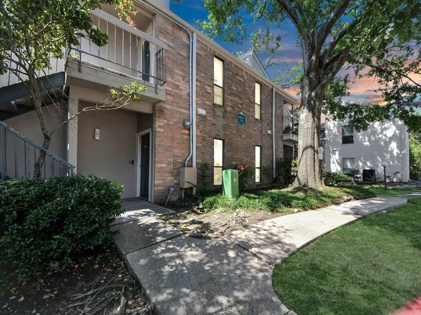 7950 N Stadium Dr, Houston, TX