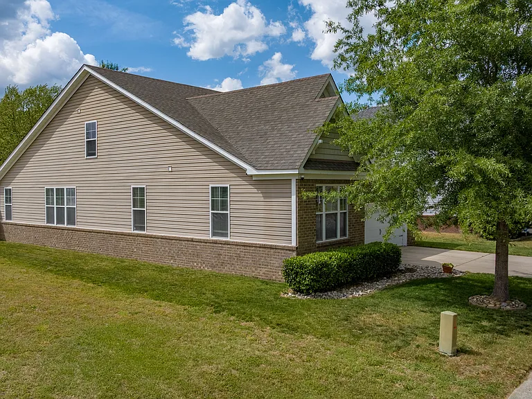2648 River Watch Dr — Photo 4