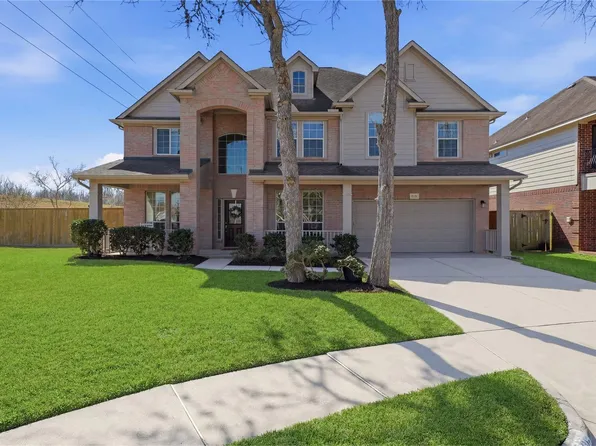 8126 Buffalo Springs Ct, Sugar Land, TX 77479