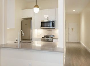 110 Greenwich St APT 5C, New York, NY 10006