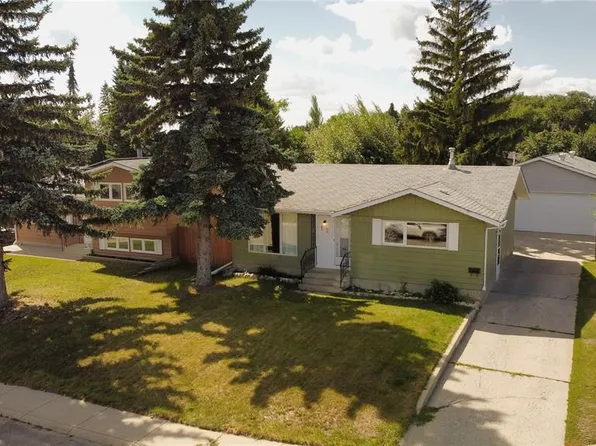 142 BLAKE PLACE, Saskatoon, SK S7M 4C1