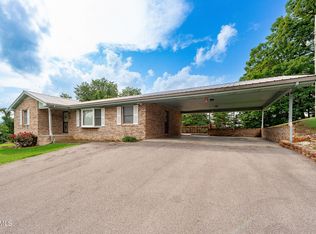 110 Richard Ln, Fall Branch, TN 37656