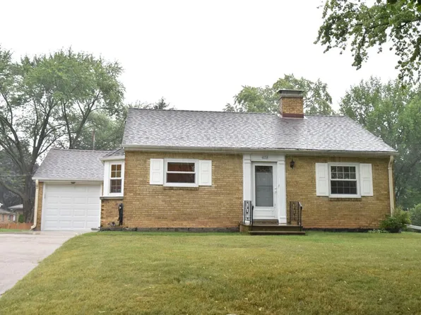 4058 North 94th STREET, Wauwatosa, WI 53222