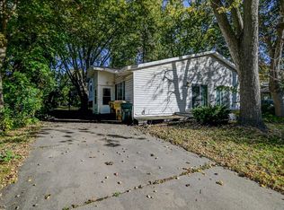 6312 Bettys Ln, Madison, WI 53711