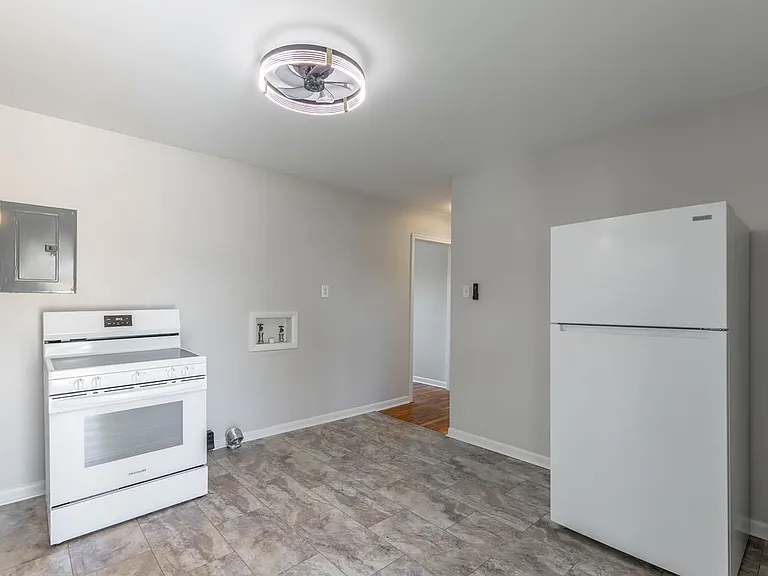 1605 Foust St — Photo 14
