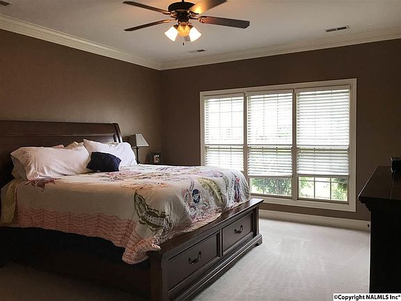2nd image of 4905 Tree Cove Ln SE