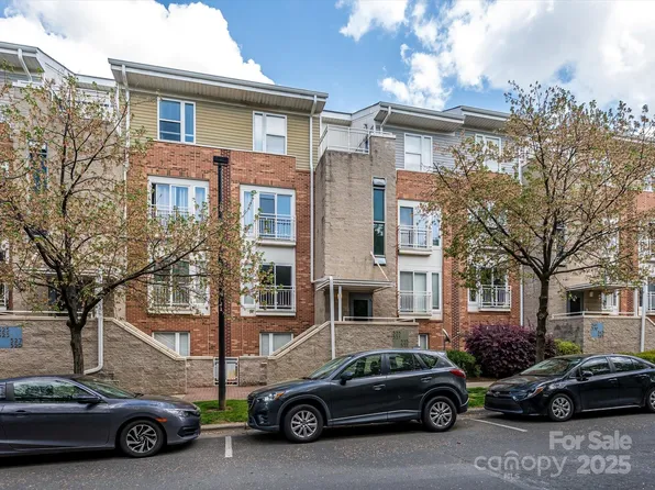 535 Donatello Ave, Charlotte, NC 28205