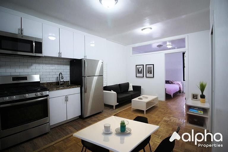 1st image of 2033 2nd Ave APT 3C