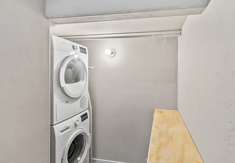 2594 Montgomery Ave #1 — Photo 21