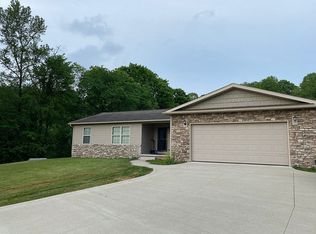 771 Baltzley Valley Rd SE, New Philadelphia, OH 44663