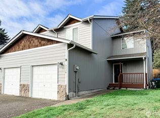 943 College Lane NE, Lacey, WA 98516