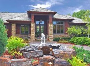 700 Hidden Creek Trl, Mendota Heights, MN 55118