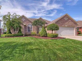 21411 Dogleg Dr, Macomb, MI 48042