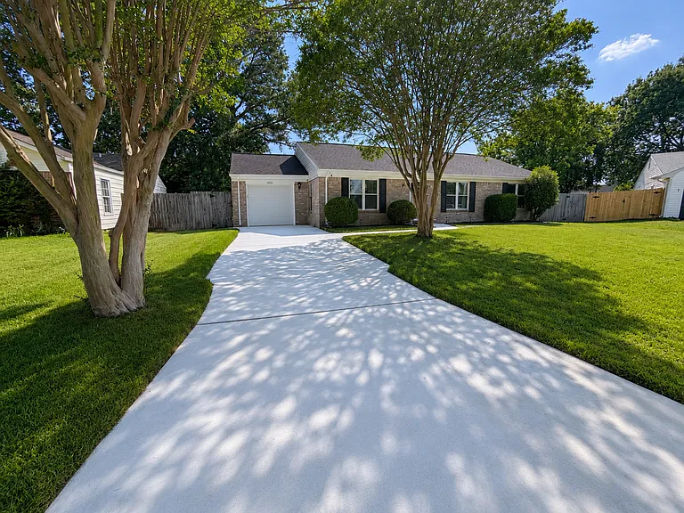 5533 Society Ct — Photo 2